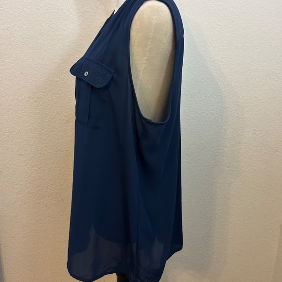 Women’s Roz & Ali Sleeveless Navy Blue Button Down Blouse | XL - Picture 4 of 6